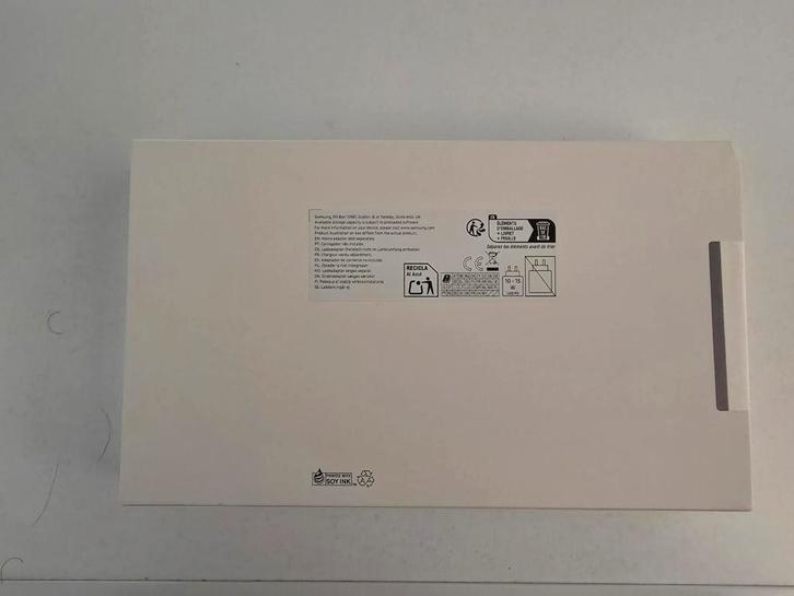 Samsung Galaxy Tab état neuf toujour sous sceller, Computers en Software, Android Tablets, Zo goed als nieuw, Wi-Fi, 8 inch, Uitbreidbaar geheugen