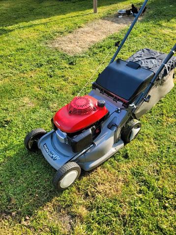 Honda HRB 476 zelfrijdende grasmaaier  beschikbaar voor biedingen