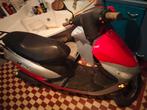 Scooter Peugeot v-clic modèle 2014, Fietsen en Brommers, Ophalen, Zo goed als nieuw, Peugeot