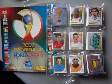 COUPE DU MONDE DE FOOTBALL PANINI 2002 CORÉE JAPON COMPLÈTE  disponible aux enchères