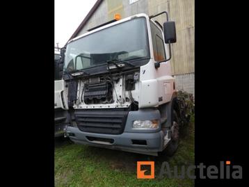 REF:Inter 7 - Vrachtwagen deur container DAF CF85 beschikbaar voor biedingen