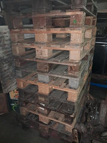 12 europaletten beschikbaar voor biedingen