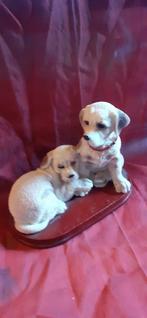 Couple de chiens resine sur socle en bois, Enlèvement ou Envoi, Utilisé