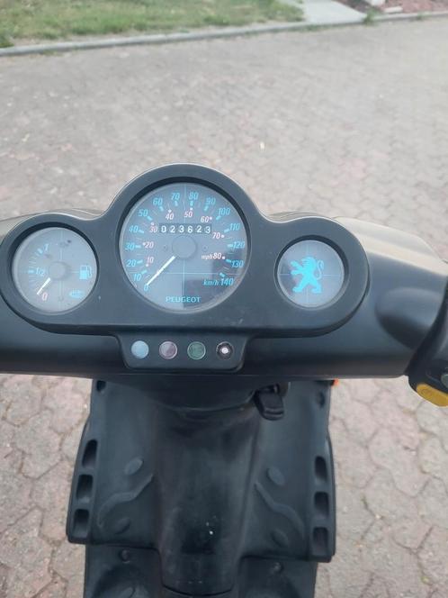 Peugeot speedfight 2 100cc permis A1très rare le modèle, Fietsen en Brommers, Scooters | Yamaha, Zo goed als nieuw, Benzine, Ophalen of Verzenden