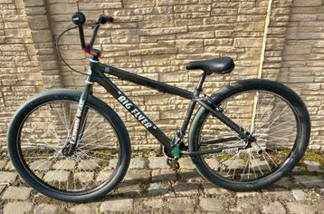 Verkopen of ruilen   beschikbaar voor biedingen