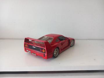 Ferrari F40 scale 1:18 oldtimer model beschikbaar voor biedingen
