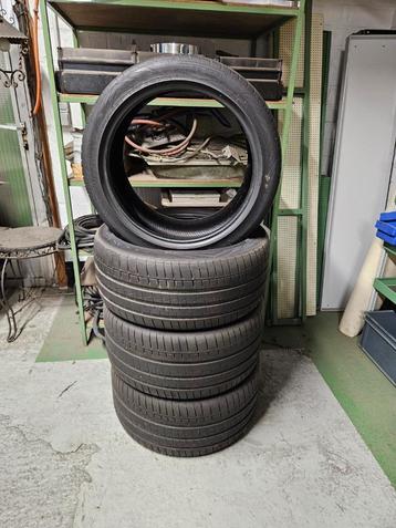 4 banden Mercedes E beschikbaar voor biedingen