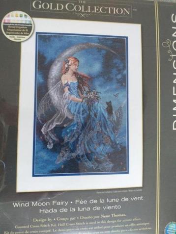 Borduurpakket Wind Moon Fairy van Dimensions Gold beschikbaar voor biedingen