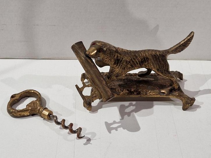 Flesopener in vorm van sleutel,  apport van hond , wijn open, Antiquités & Art, Antiquités | Bronze & Cuivre, Enlèvement ou Envoi