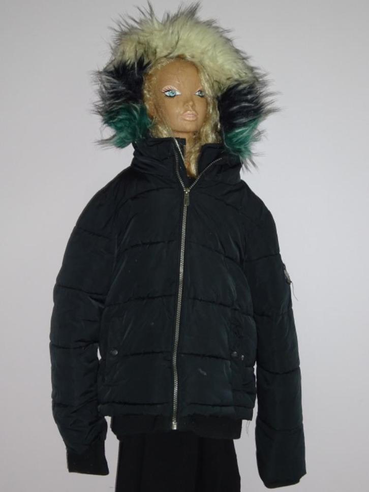 Donkerblauwe winterjas maat 146 actie 4+1 gratis, Kinderen en Baby's, Kinderkleding | Maat 146, Zo goed als nieuw, Jongen of Meisje
