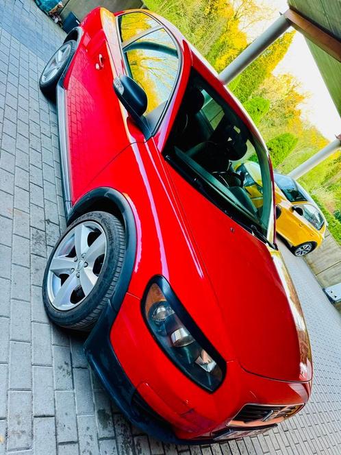 Volvo C30, Auto's, Volvo, Particulier, C30, Diesel, Euro 5, Coupé, 3 deurs, Handgeschakeld, Rood, Zwart, Stof, Voorwielaandrijving