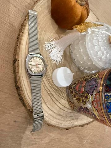 IAXA Mistral vintage horloge — 17 juwelen, antimagnetisch beschikbaar voor biedingen