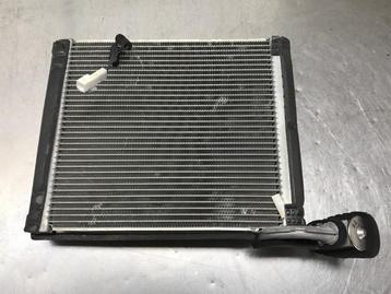 AIRCOVERDAMPER Toyota Auris (E18) (01-2012/03-2019) beschikbaar voor biedingen