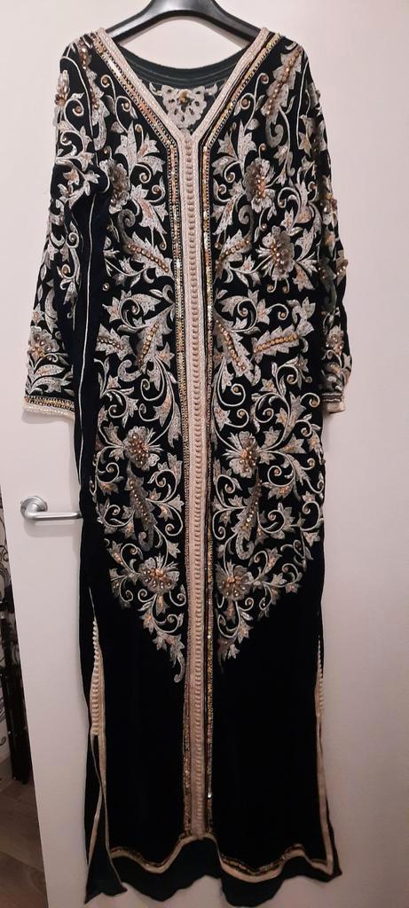 1 stuk fluwelen kaftan in Romeo-stijl., Kleding | Dames, Jurken, Zo goed als nieuw, Groen, Ophalen