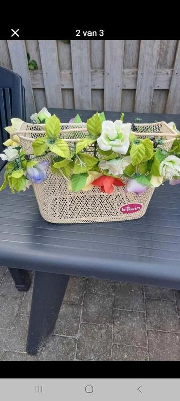 Fietsmandje  beschikbaar voor biedingen