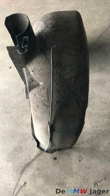 Binnenscherm rechtsachter BMW 5 serie E39 sedan 51718172462 beschikbaar voor biedingen