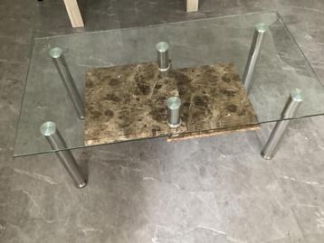 Salontafel  beschikbaar voor biedingen