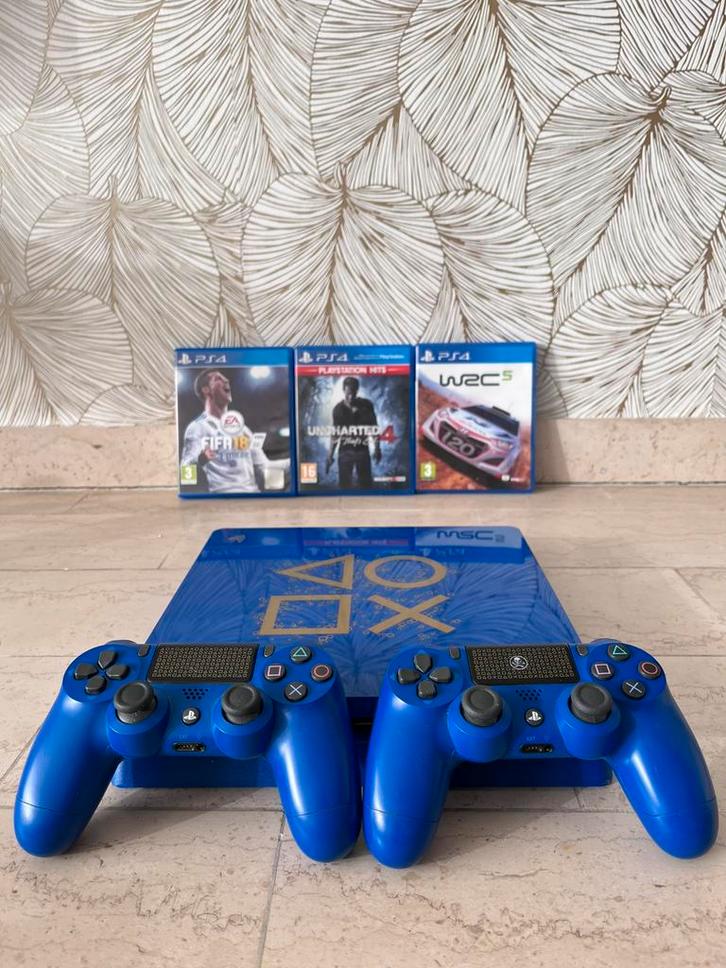 Playstation 4 Limited Edition + 3 games, Games en Spelcomputers, Spelcomputers | Sony PlayStation 4, Gebruikt, Original, 500 GB