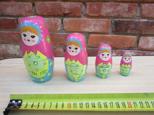 houten matroesjka poppetjes , russisch ,die in elkaar kunnen, Verzamelen, Poppetjes en Figuurtjes, Gebruikt, Ophalen of Verzenden