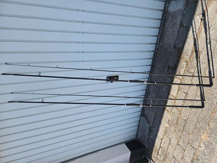 2 Carp Focus II hengels, Watersport en Boten, Hengelsport | Karpervissen, Zo goed als nieuw, Ophalen of Verzenden