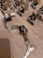 13 brievenbus locker slotjes
12, Enlèvement