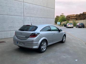 OPEL ASTRA GTC 1.4 BENZINE 2010 MET 64000KM*AIRCO*ZEER GOED beschikbaar voor biedingen