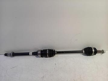 AANDRIJFAS RECHTS VOOR Mazda 2 (DJ / DL) (01-2014/02-2018) beschikbaar voor biedingen