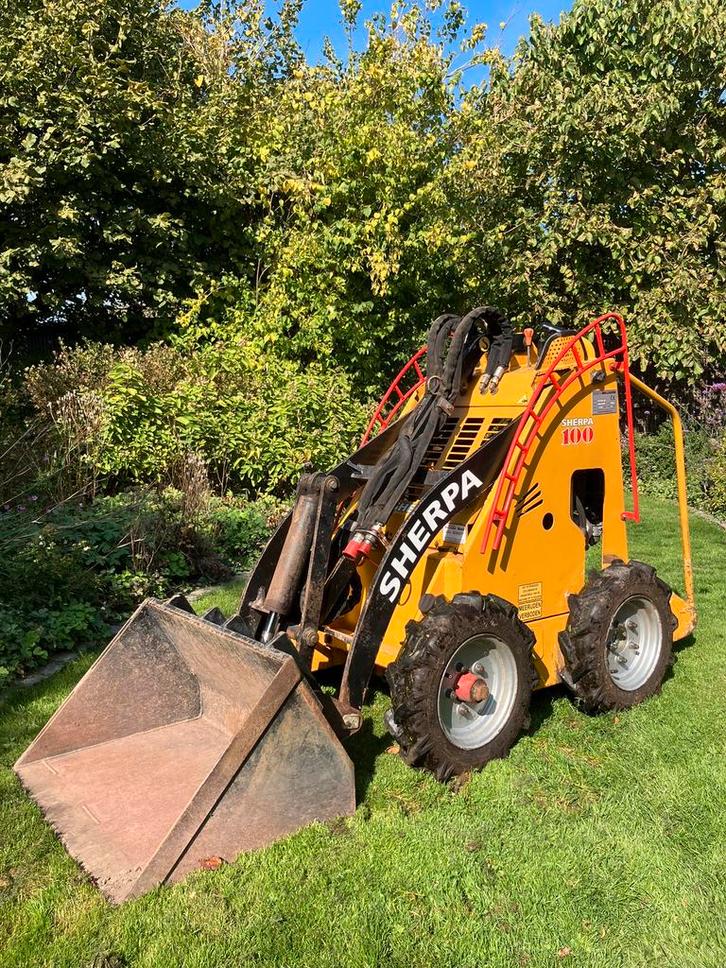 Sherpa 100 / Skidster / Giant / mini shovel, Zakelijke goederen, Machines en Bouw | Kranen en Graafmachines, Wiellader of Shovel