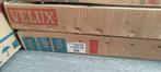 Nieuw in doos Velux 134  × 98  2 stuks met dakpan  kit erbij, Ophalen, Nieuw, Doos