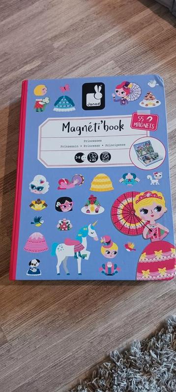 Janod Magneti book beschikbaar voor biedingen