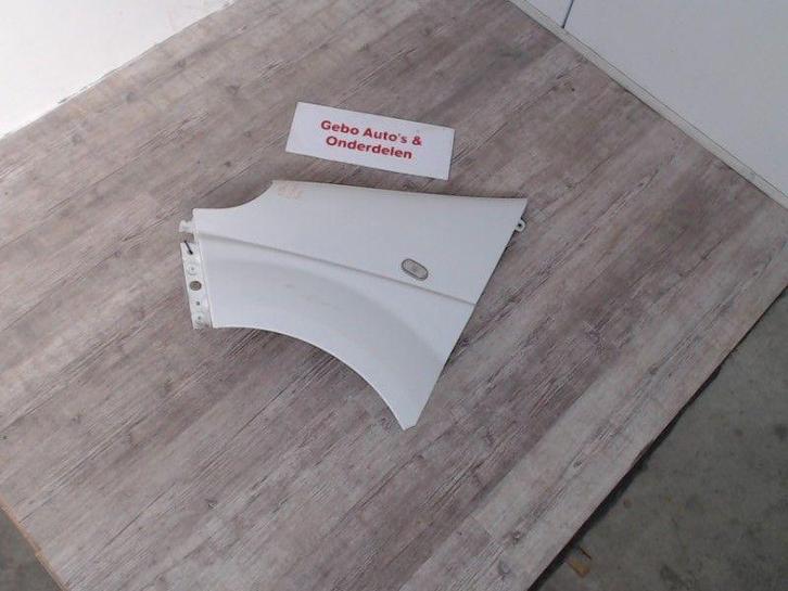 SPATBORD LINKS VOOR Opel Vivaro (01-2000/07-2014), Auto-onderdelen, Carrosserie, Spatbord, Opel, Voor, Links, Gebruikt