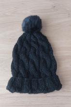 Handgebreide muts in zwart en lurex, Kleding | Dames, Mutsen, Sjaals en Handschoenen, Maat 38/40 (M), Sans marque, Nieuw, Ophalen of Verzenden