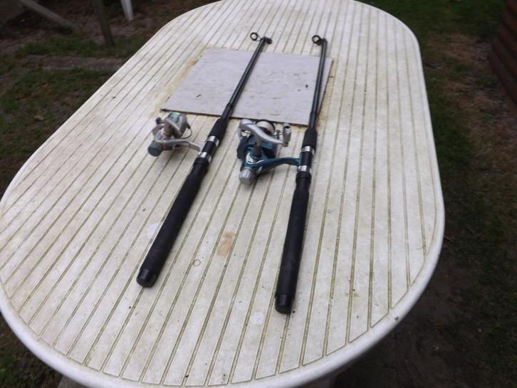 2 spinhengels van ELITE 240 met molens op, Watersport en Boten, Hengelsport | Witvissen, Gebruikt, Werphengel, Ophalen