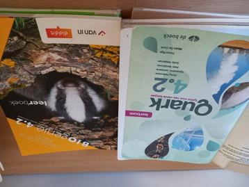 Biogenie en quark schoolboeken wetenschappen beschikbaar voor biedingen