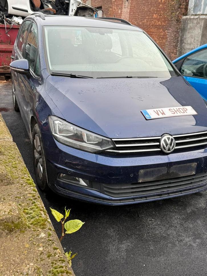 VW TOURAN 1.6TDI onderdelen beschikbaar, Auto-onderdelen, Overige Auto-onderdelen, Volkswagen, Gebruikt, Ophalen of Verzenden