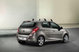 Dakdragers origineel imperiaal Hyundai - E82001J001JA - i20  beschikbaar voor biedingen