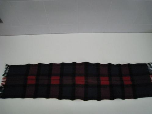 Sjaal, geruit rood en blauw, lengte 100cm x breedte 50cm., Kleding | Heren, Mutsen, Sjaals en Handschoenen, Sjaal, Ophalen of Verzenden