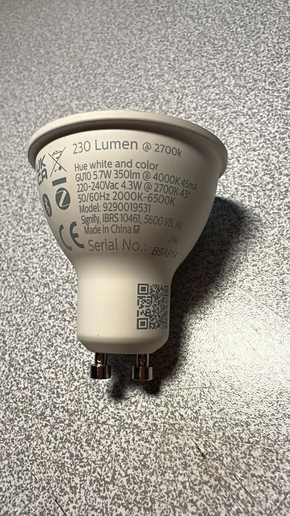 Philips Hue white and colour GU10 350lm, Huis en Inrichting, Lampen | Spots, Zo goed als nieuw, Plafondspot of Wandspot, Kunststof