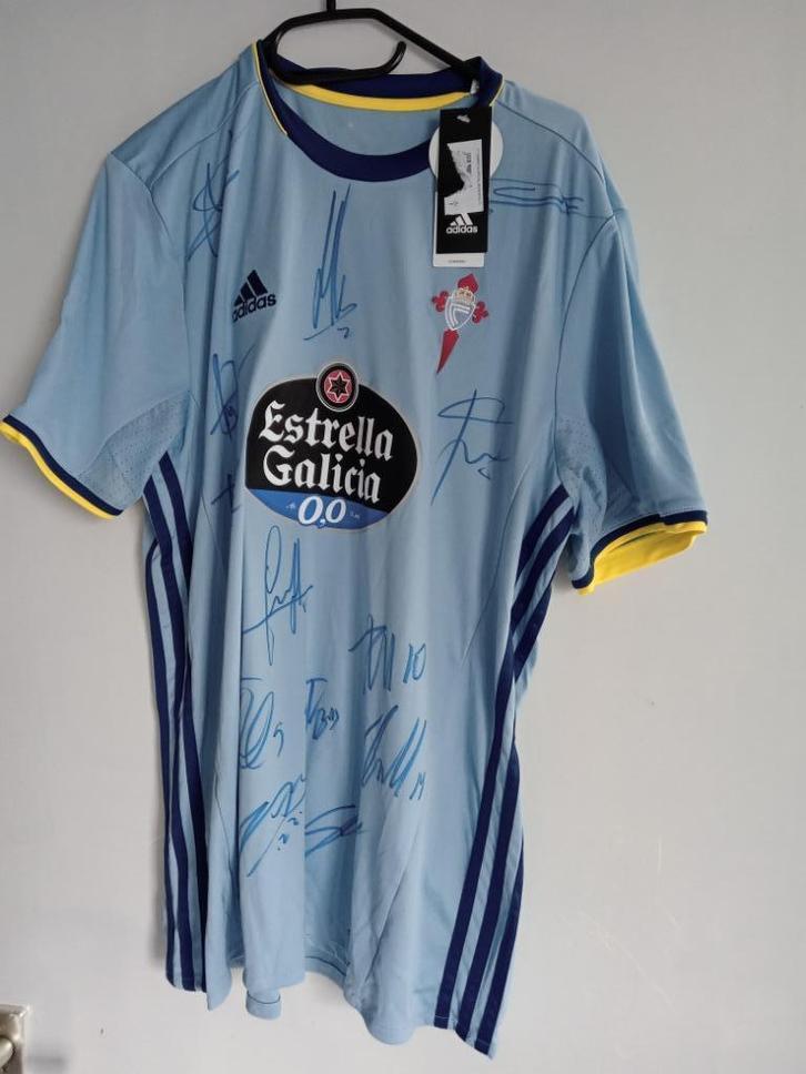 2016-2017 gesigneerd shirt van Celta de Vigo, Verzamelen, Sportartikelen en Voetbal, Nieuw, Shirt, Ophalen of Verzenden