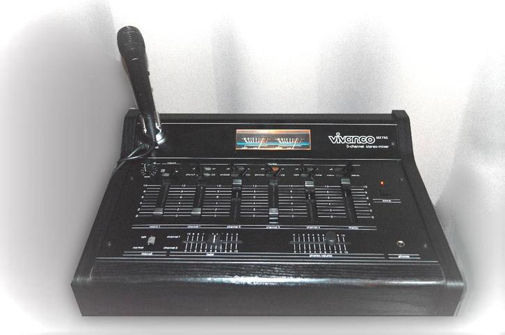 Table de mixage VIVANCO MIX 740, Musique & Instruments, Tables de mixage, Comme neuf, 5 à 10 canaux, Entrée micro, Enlèvement