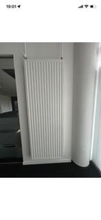 1 verticale radiator 5kw  (205 op 75 cm) in goede staat, 800 watts ou plus, Enlèvement, Utilisé, 80 cm ou plus
