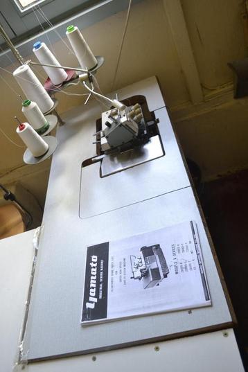 overlock Yamato Z361  5 draad, Enlèvement, Utilisé, Industrie