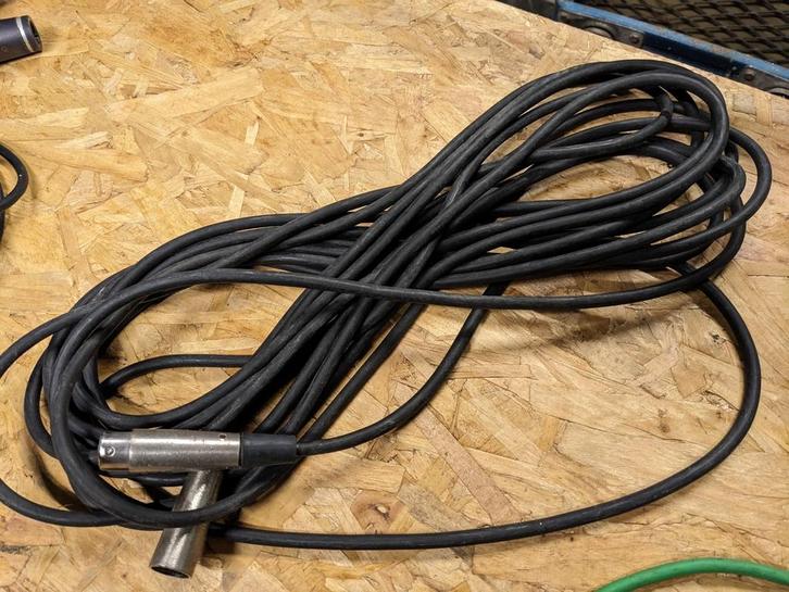 Set van twee aansluitkabels voor microfoons, Muziek en Instrumenten, Microfoons, Zo goed als nieuw, Ophalen