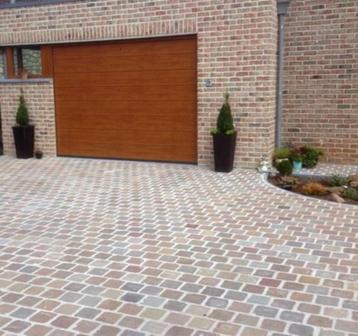 Zandsteenklinkers geschikt voor voertuigen 14x14x5/7cm grijs beschikbaar voor biedingen