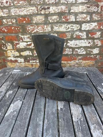 Bottes moto T38 beschikbaar voor biedingen