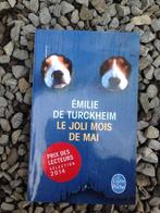 Livre de poche "Le joli mois de mai", Emilie de Turckheim Bo, Comme neuf, Enlèvement ou Envoi