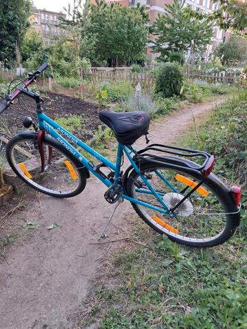 Fiets  beschikbaar voor biedingen