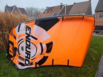 Ozone Enduro V2 10 m², Enlèvement, Comme neuf, 10 m², Kite