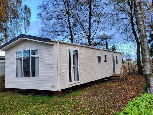 Chalet met 3 slaapkamers camping Papillon Kinrooi, Vakantie, Campings, Landelijk, Aan meer of rivier, Internet, Speeltuin, Tuin