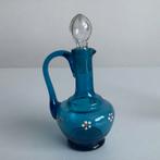 mini carafe/carafe en verre bleu antique avec bouchon, Enlèvement ou Envoi